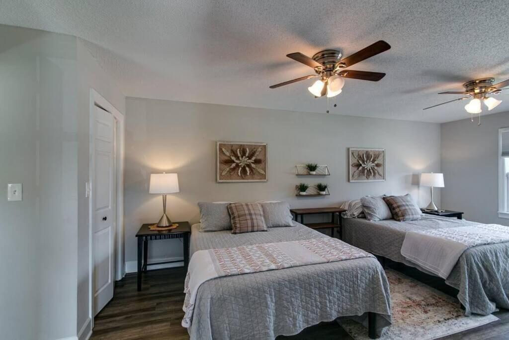 The Residence At Hilltop Acres - Clarksville, Tn エクステリア 写真