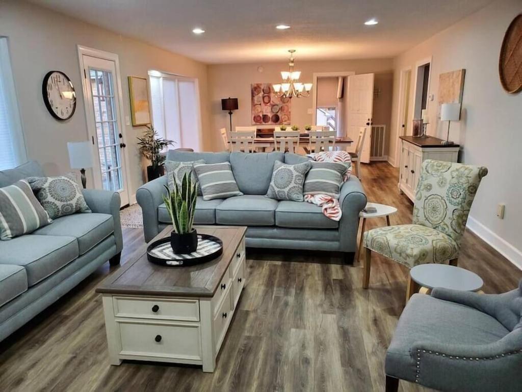 The Residence At Hilltop Acres - Clarksville, Tn エクステリア 写真