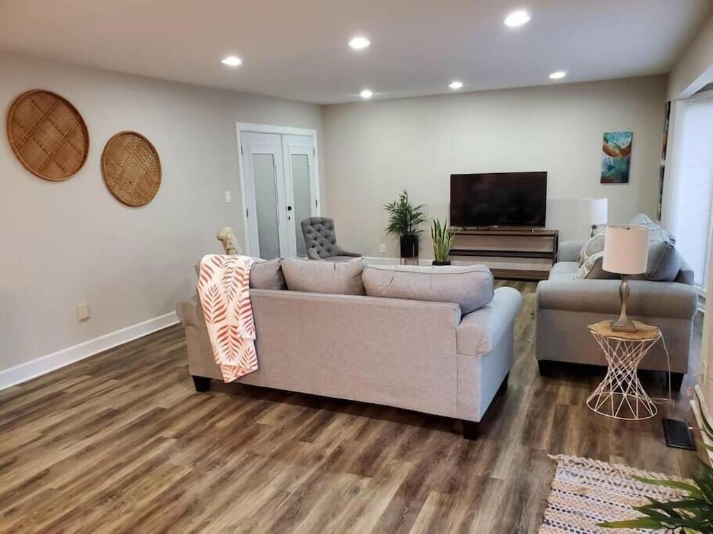 The Residence At Hilltop Acres - Clarksville, Tn エクステリア 写真