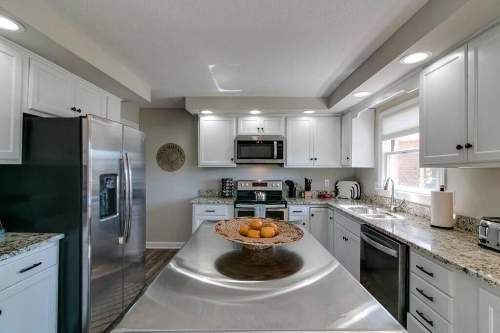 The Residence At Hilltop Acres - Clarksville, Tn エクステリア 写真