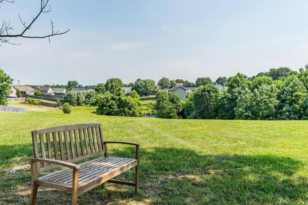 The Residence At Hilltop Acres - Clarksville, Tn エクステリア 写真